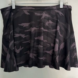 Athleta black camo tennis skort